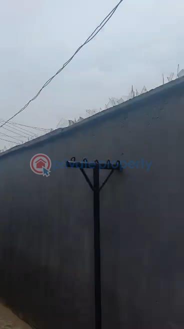 Block of 4 flats - 7 House For Sale Off Olaniyi Road Abule Egba Lagos - 7