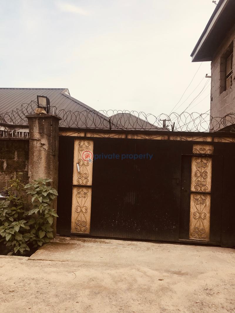 6 bedroom House For Sale Obi Drive Off Eneka Rumuodara Link Road Port Harcourt Rivers - 1