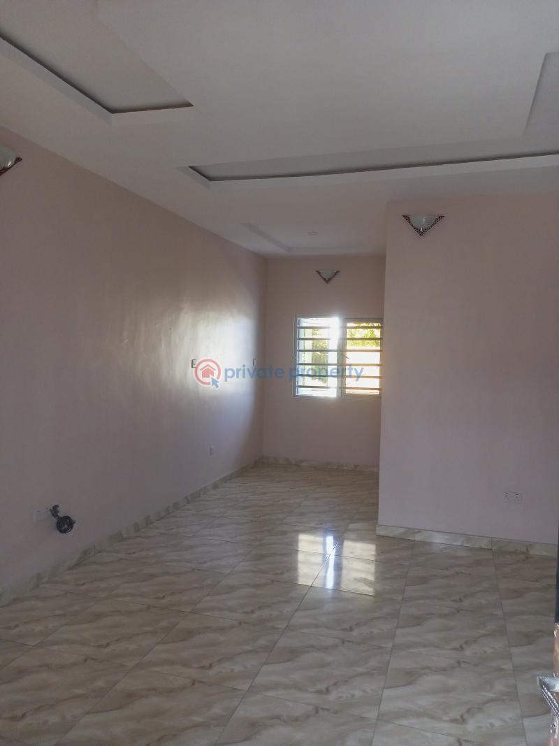 2 bedroom Flat & Apartment For Rent Awoyaya Ajah Lagos - 6