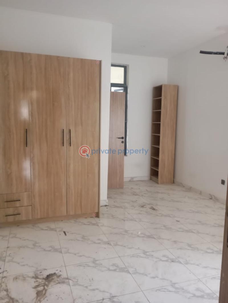 3 bedroom Block Of Flats For Rent By 2nd Tollgate Along Lekki Expressway Lagos - 1