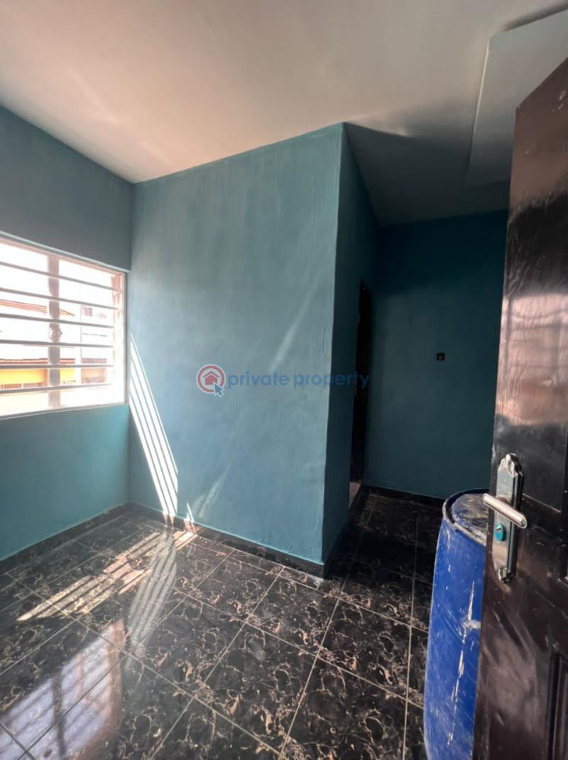 3 bedroom House For Rent P & T Estate, Ipaja Lagos - 7