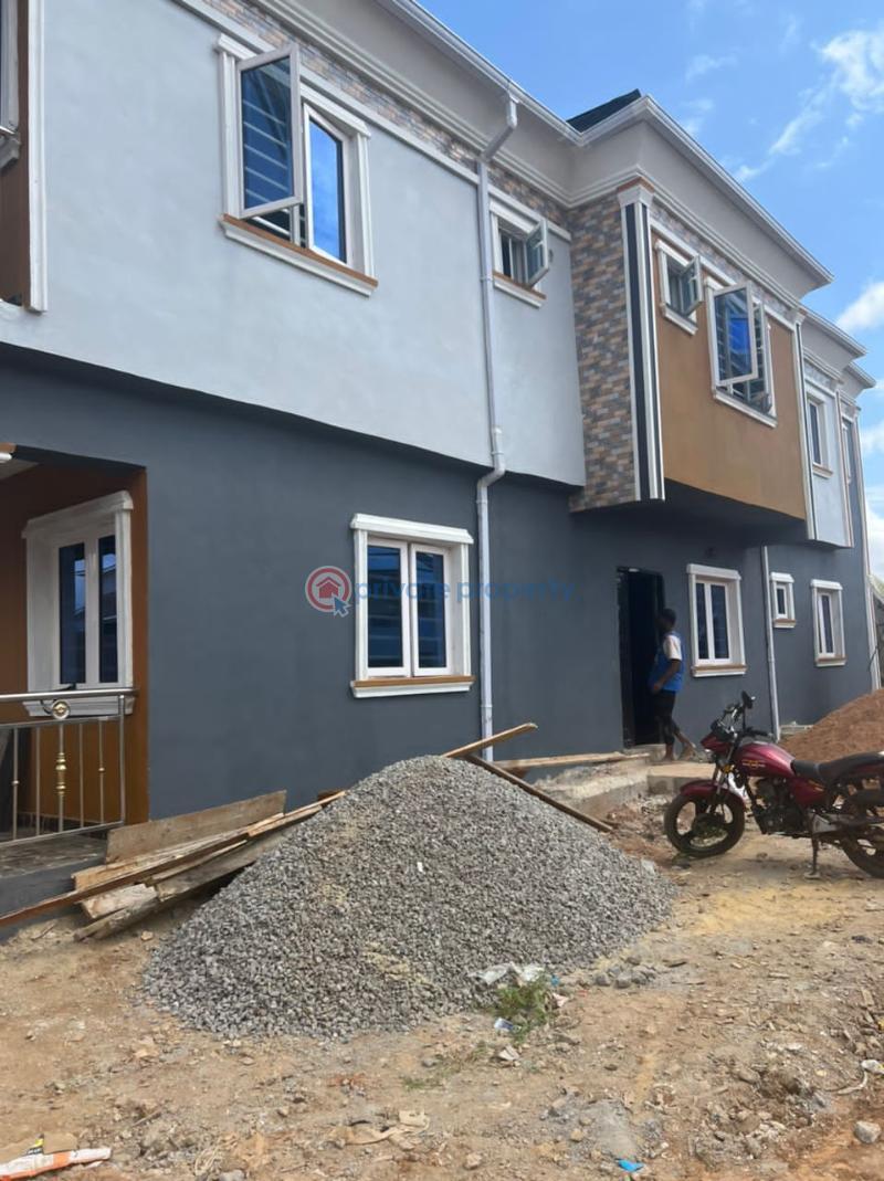 3 bedroom House For Rent P & T Estate, Ipaja Lagos - 0
