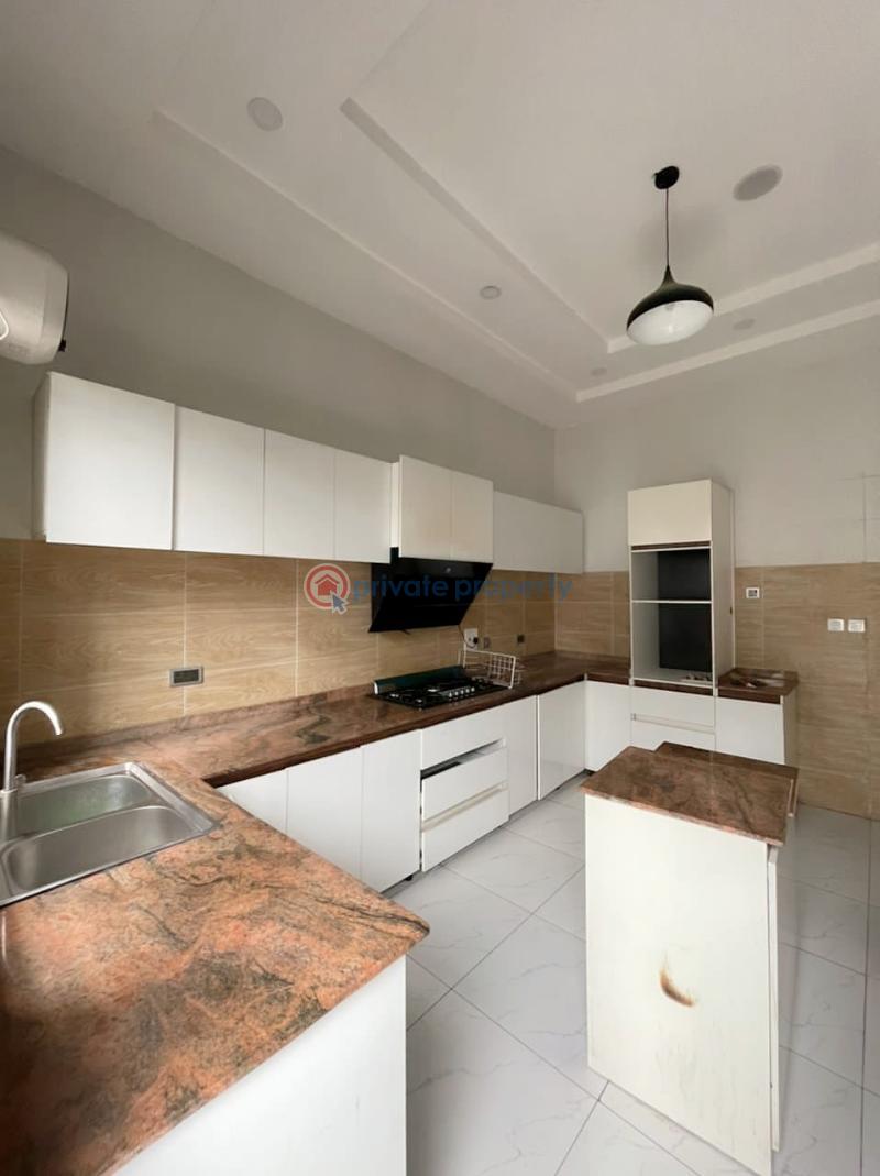 4 bedroom House For Rent A Very Secured Estate Ajah Lagos - 4