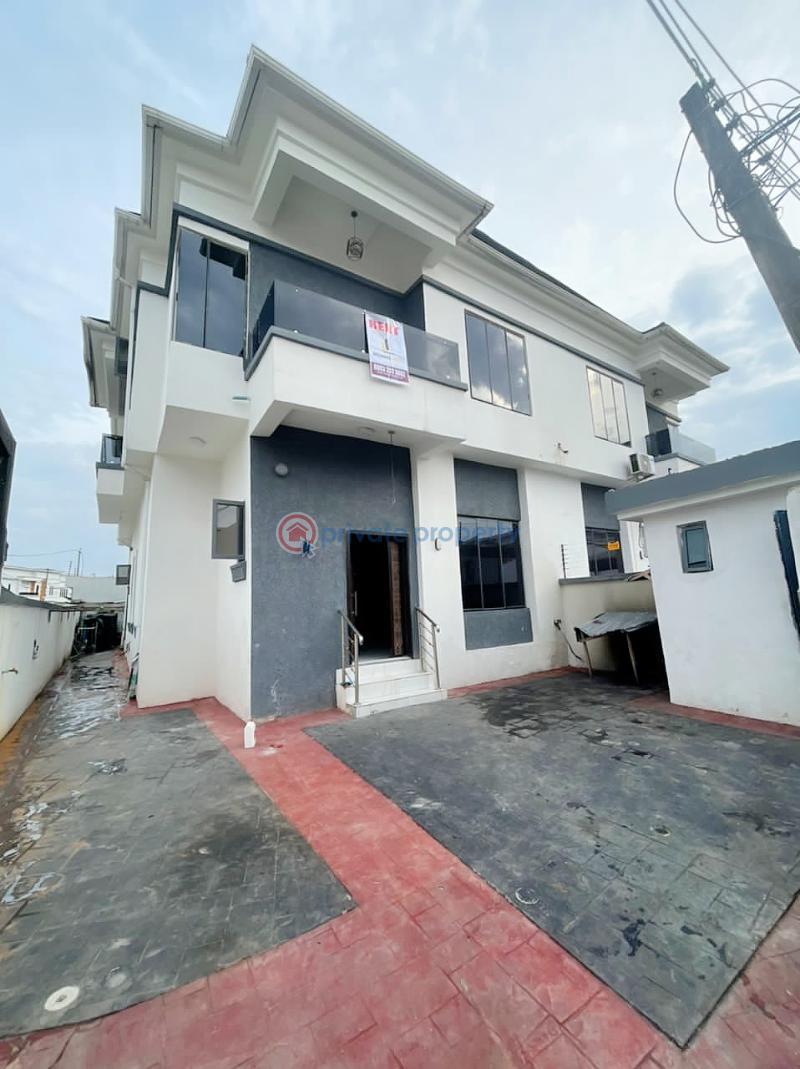 4 bedroom House For Rent A Very Secured Estate Ajah Lagos - 0