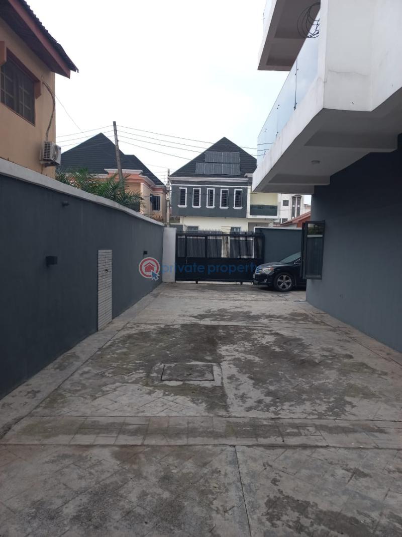 4 bedroom Detached Duplex For Rent Omole Phase 2 Ojodu Lagos - 3