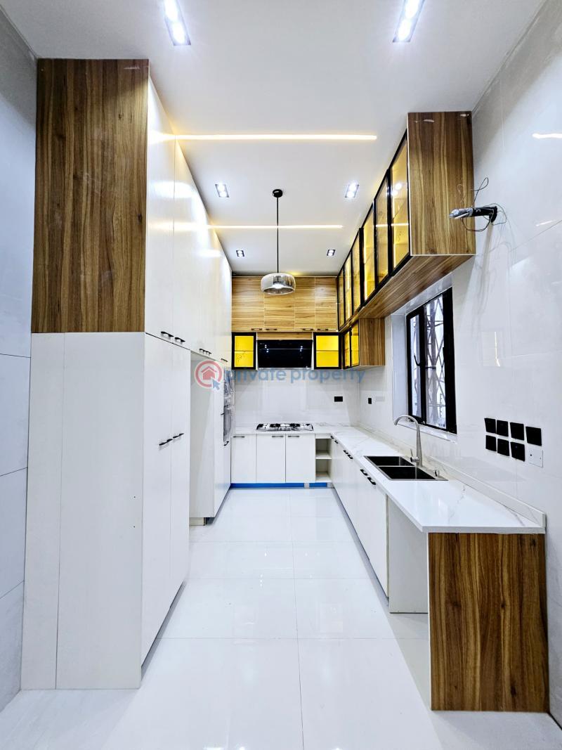 4 bedroom Detached Duplex For Sale Ikota Lekki Lagos - 3