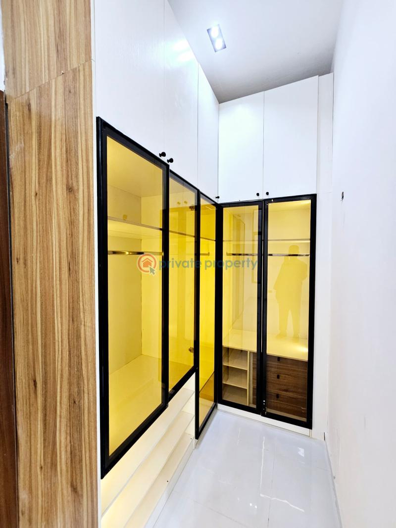 4 bedroom Detached Duplex For Sale Ikota Lekki Lagos - 10