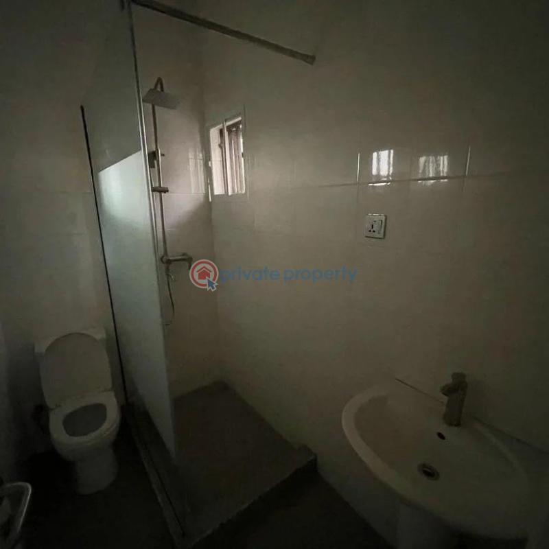 4 bedroom House For Sale By Stella Maris Sch Abuja Phase 3  - 12