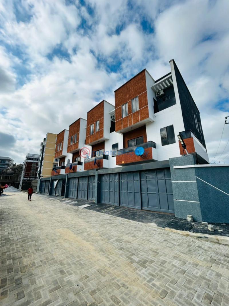 4 bedroom Terraced Duplex For Sale Lekki Lagos - 2