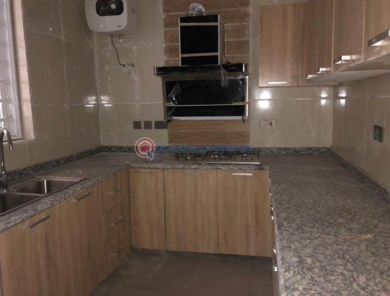 4 bedroom House For Rent Lekki Lagos - 3