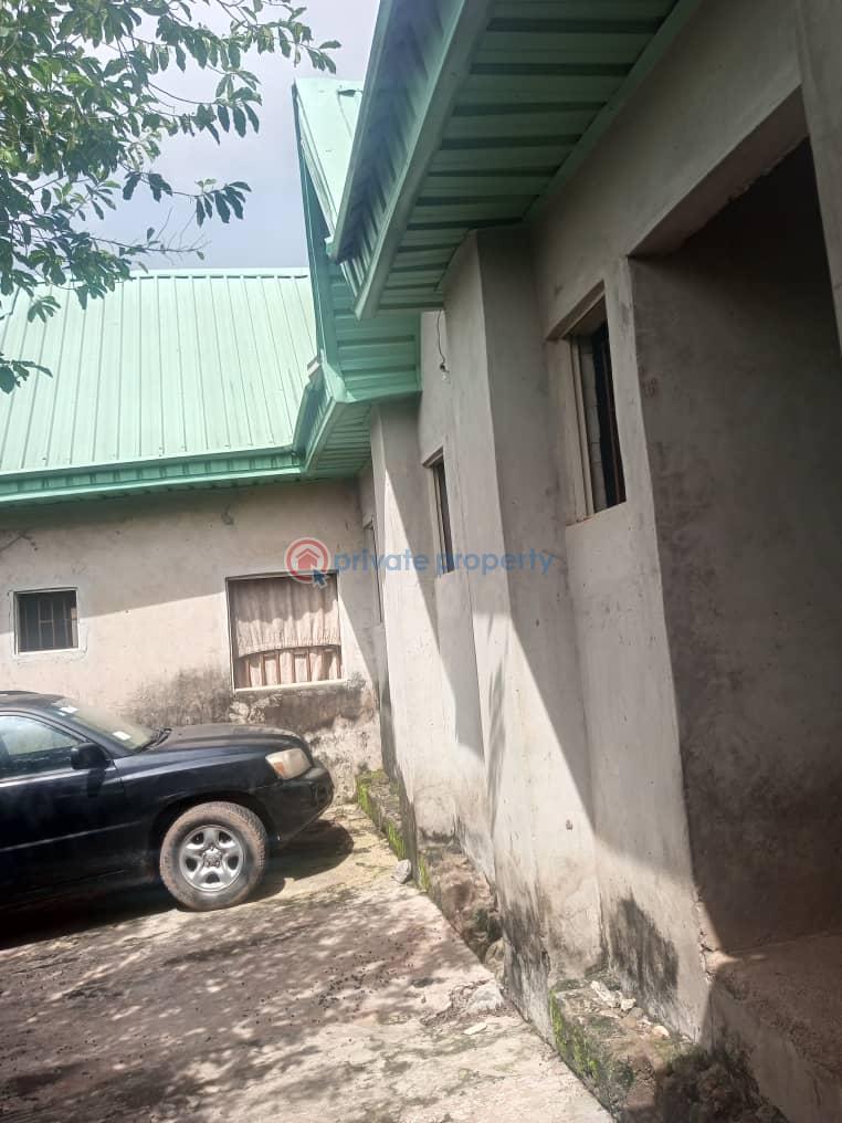 1 bedroom Flat & Apartment For Sale Iyana Odo, Joke Ayo Via Meiran Agege Lagos - 2