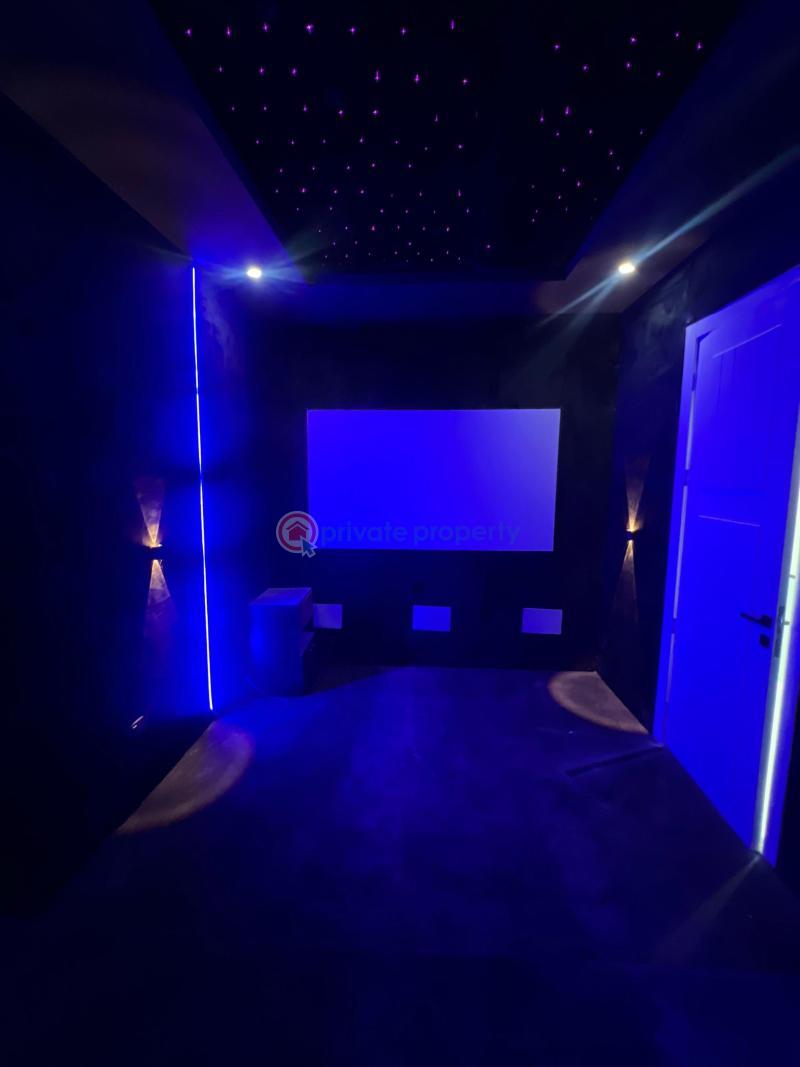 5 bedroom Detached Duplex For Sale Chevron Drive Lekki Lagos - 3