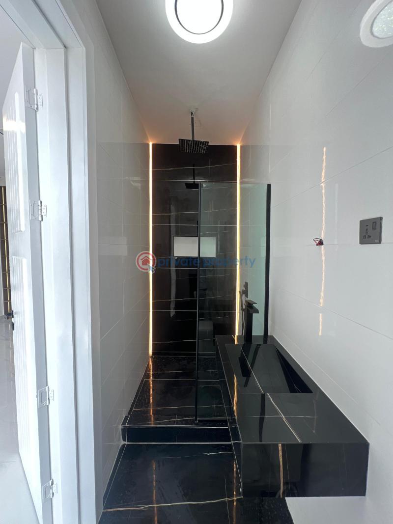 5 bedroom Detached Duplex For Sale Chevron Drive Lekki Lagos - 5