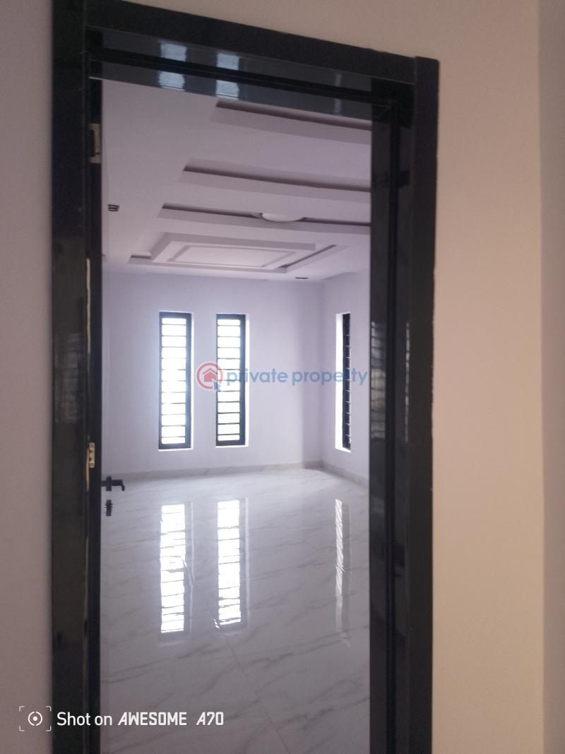5 bedroom Semi detached Duplex For Sale Estate Ikota Lekki Lagos - 18