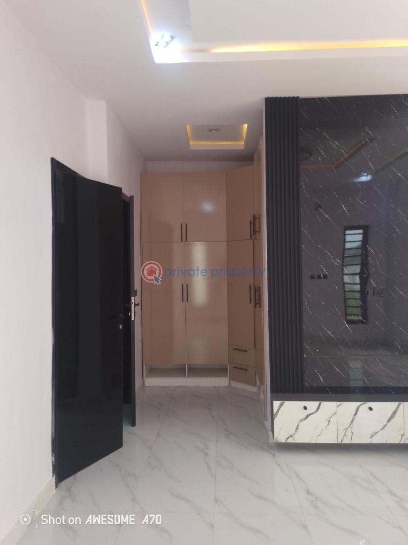 5 bedroom Semi detached Duplex For Sale Estate Ikota Lekki Lagos - 11