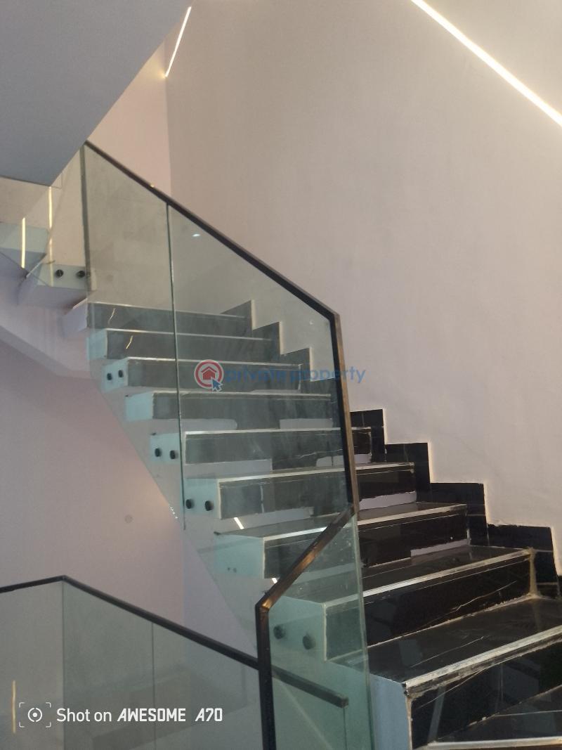 5 bedroom Semi detached Duplex For Sale Estate Ikota Lekki Lagos - 19