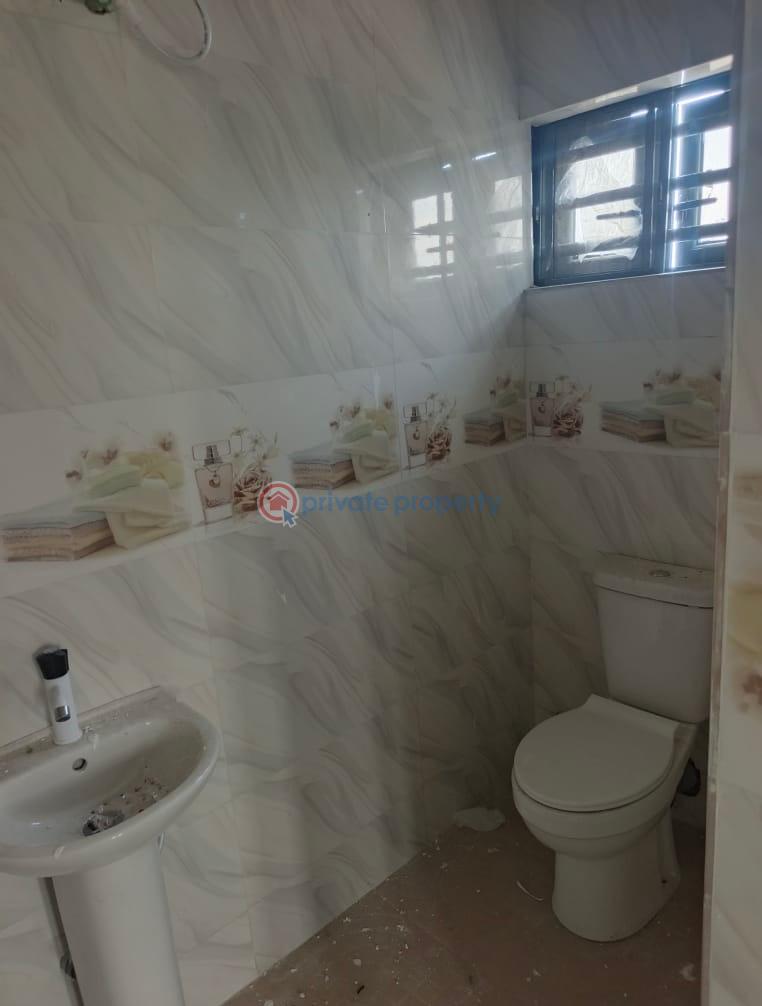 2 bedroom Flat & Apartment For Rent Pedro Road Shomolu Lagos - 0