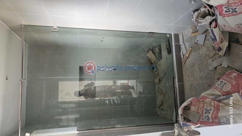 1 bedroom Mini Flat For Rent Along Lekki Expressway Lagos - 6