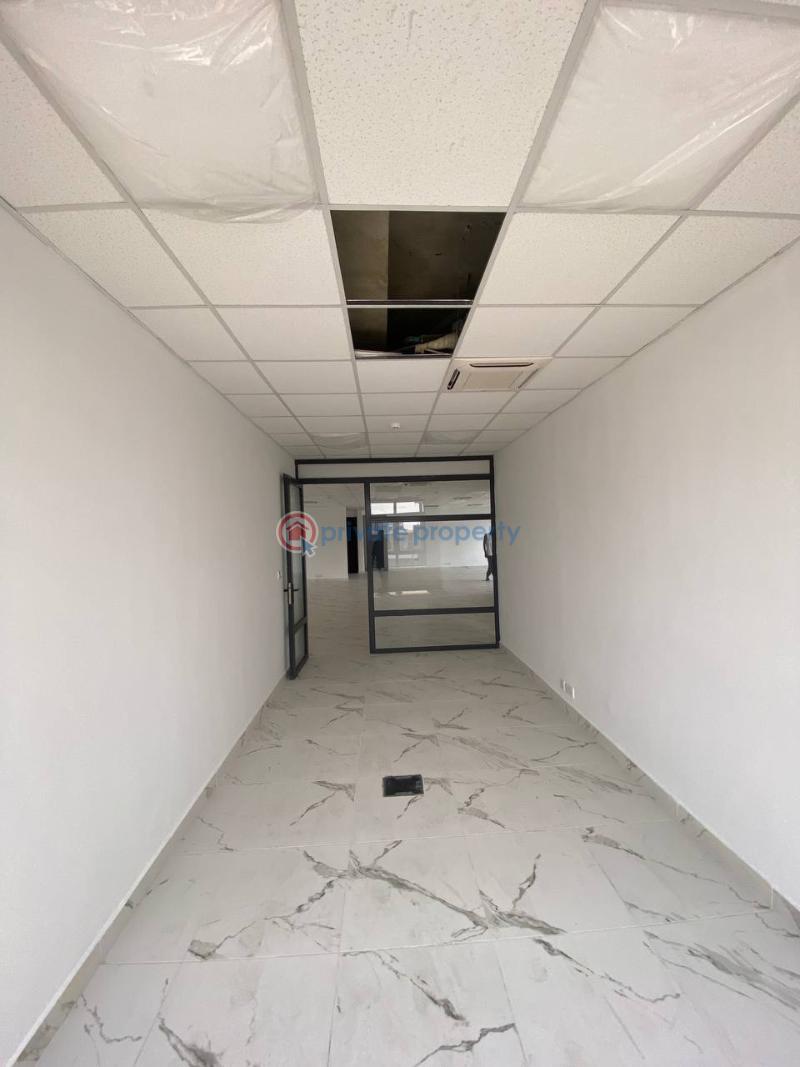 1 bedroom Commercial Property For Rent Victoria Island Lagos - 11