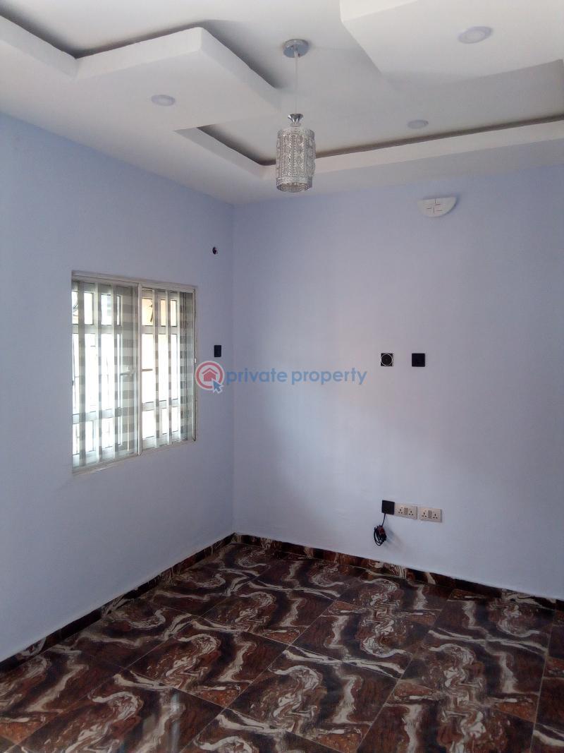 1 bedroom Self Contain For Rent Ugbokodo Warri Delta State Warri Delta - 1