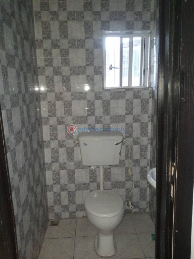 2 bedroom Flat & Apartment For Rent In A Very Secured Estate Close To Lbs Olokonla Ajah Lagos - 4