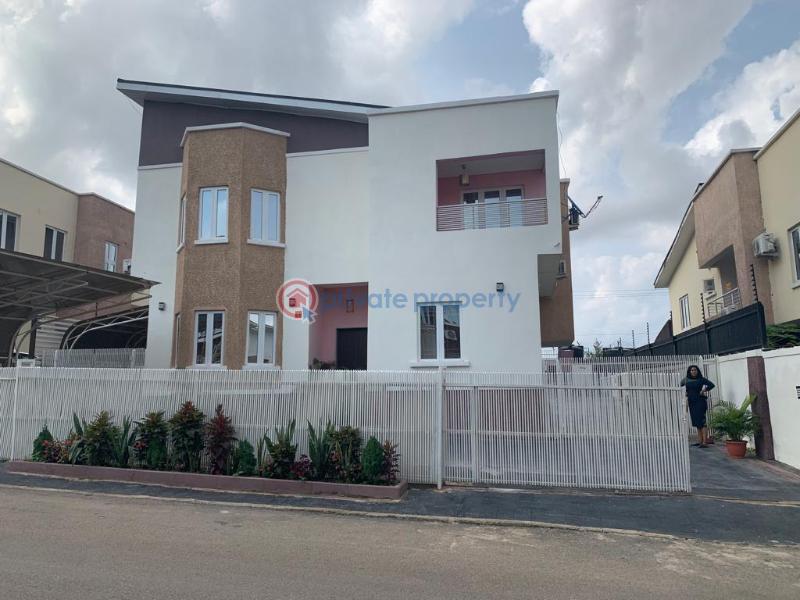 For rent 4 bedroom House Paradise Estate Life Camp Abuja Diplomatic