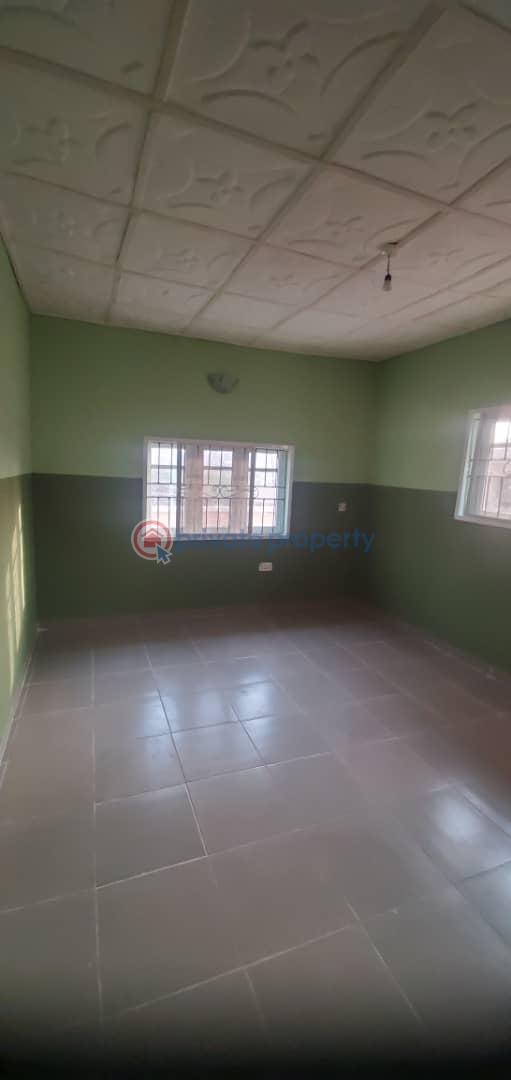 3 bedroom Flat & Apartment For Rent Olonde Ibadan Oyo - 2