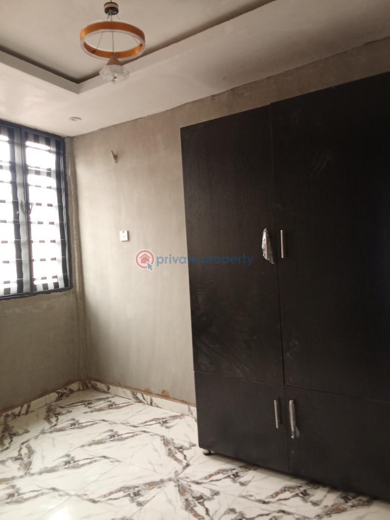 2 bedroom Block Of Flats For Rent Afric Surulere Lagos - 7