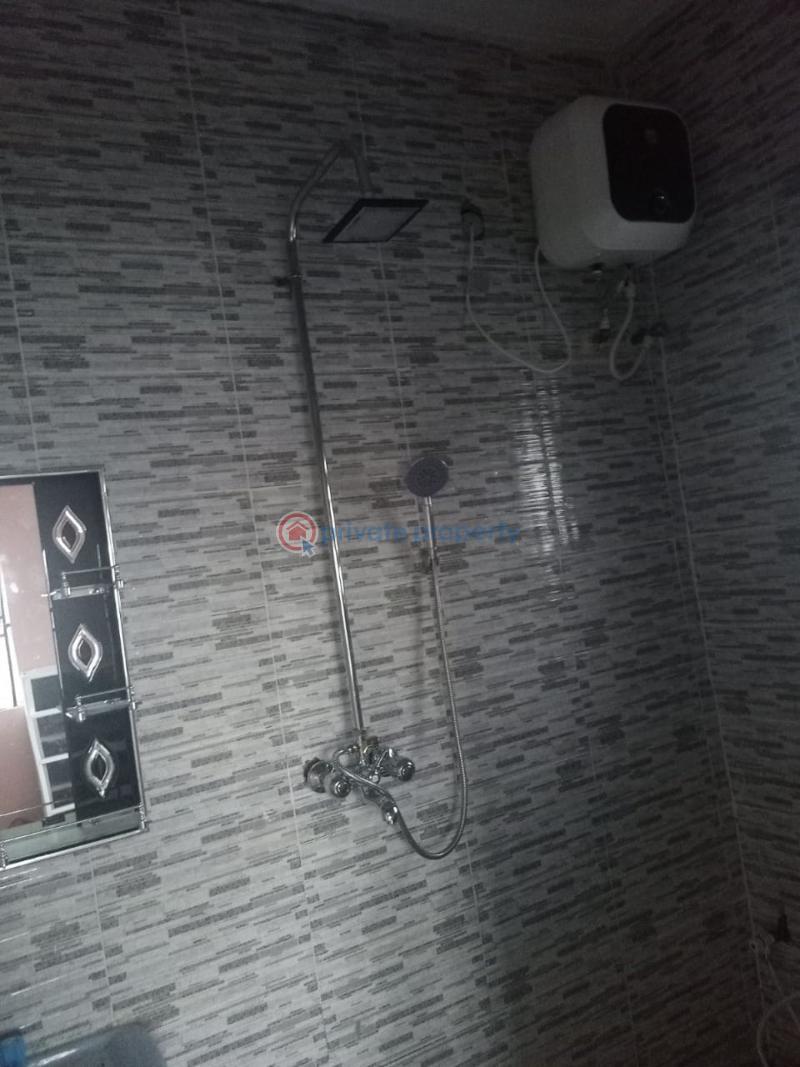 House For Sale Adeoje Off Akala.express Oluyole Extension Ibadan Segun Akala. Express Akala Express Ibadan Oyo - 7