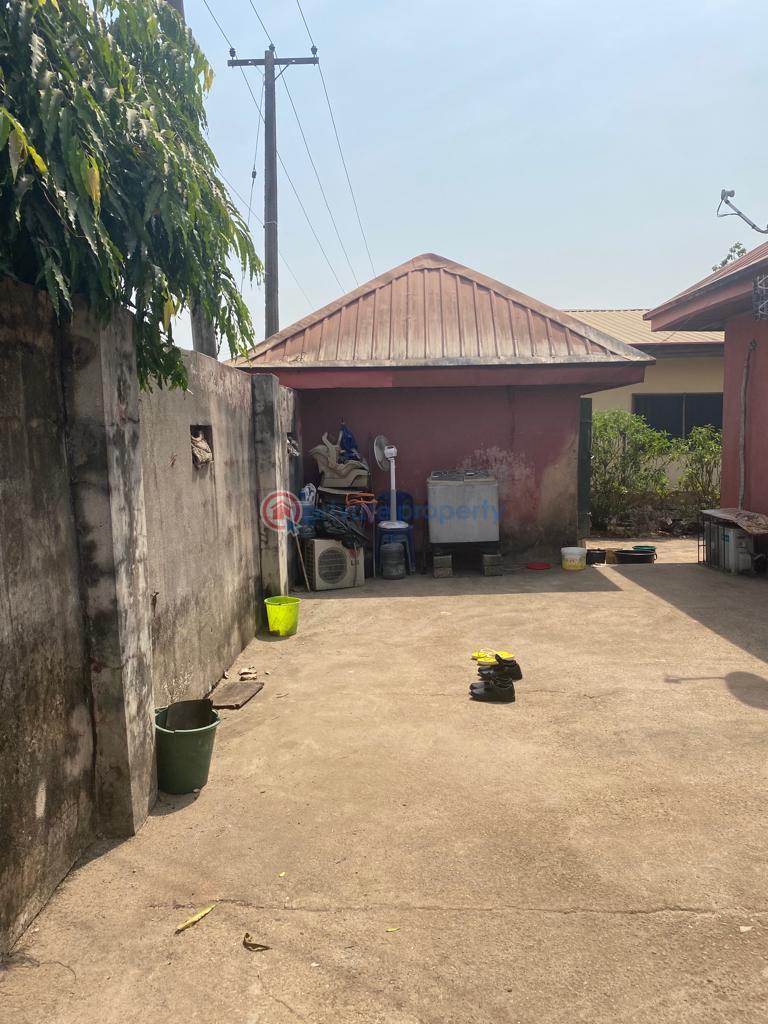 For sale 3 bedroom House At World Bank Imo Housing Road Owerri Imo