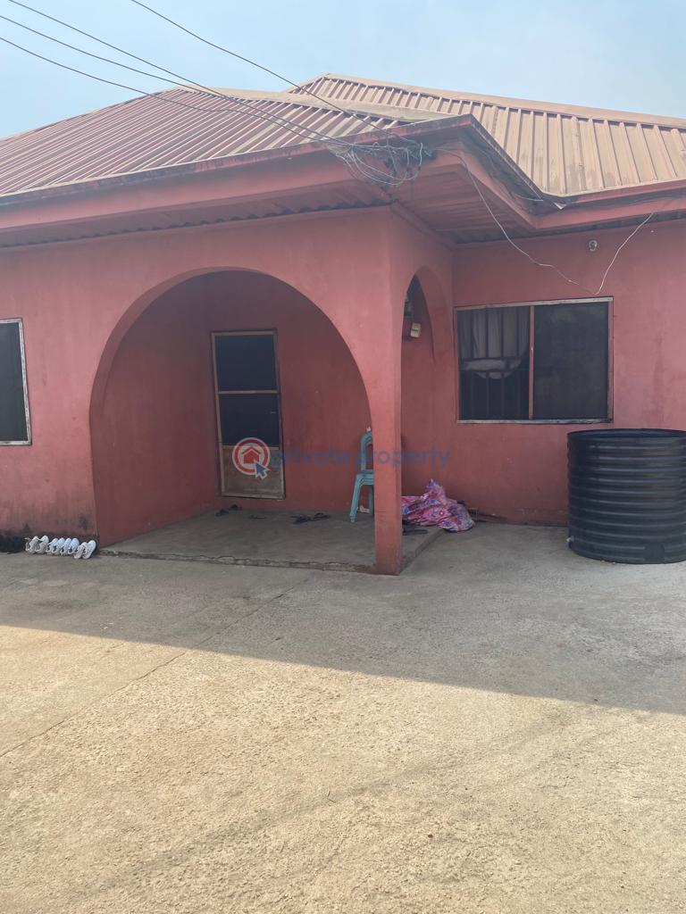 For sale 3 bedroom House At World Bank Imo Housing Road Owerri Imo