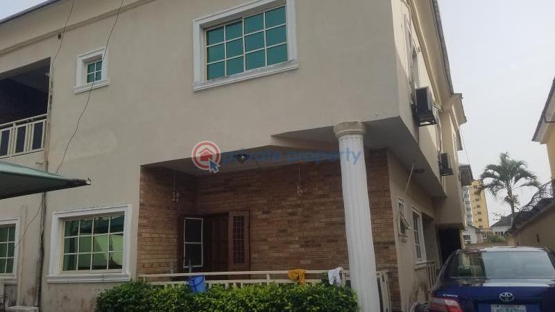 1 bedroom Mini Flat For Rent Around Phase 1 Bus Stop Close To The Road Lekki Phase 1 Lagos - 1