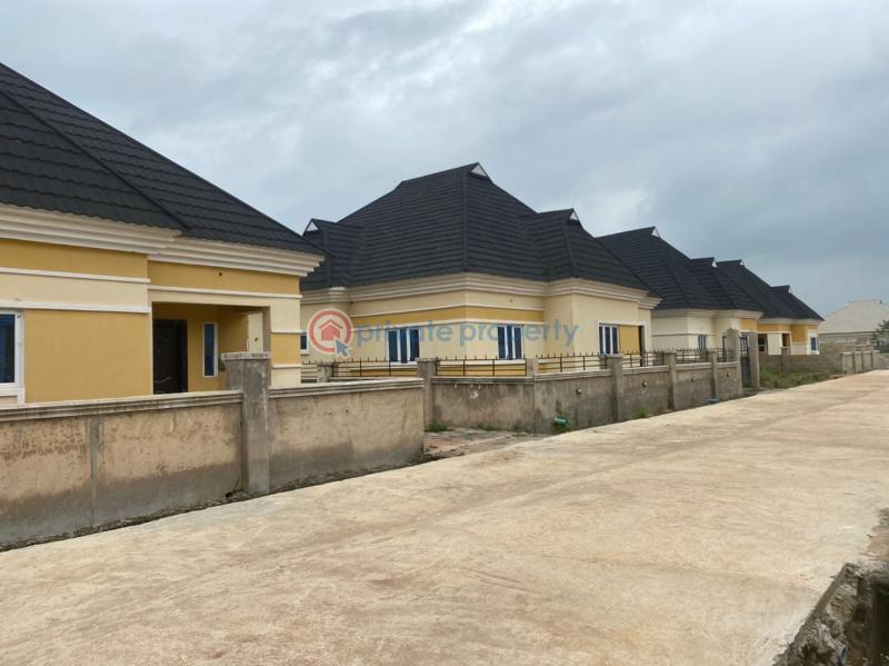 3 bedroom House For Sale Bluestone Treasure Island Estate Mowe Ogun area  - 2