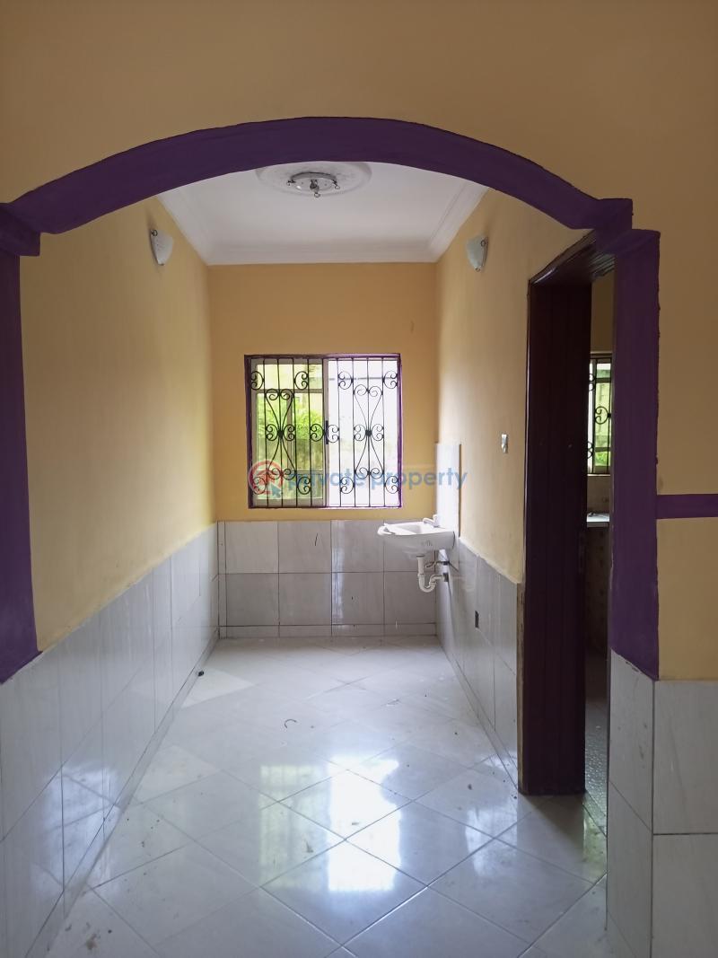2 bedroom Block Of Flats For Rent I.k.j Bus Stop Bucknor Estate Bucknor Estate Isolo Lagos - 3
