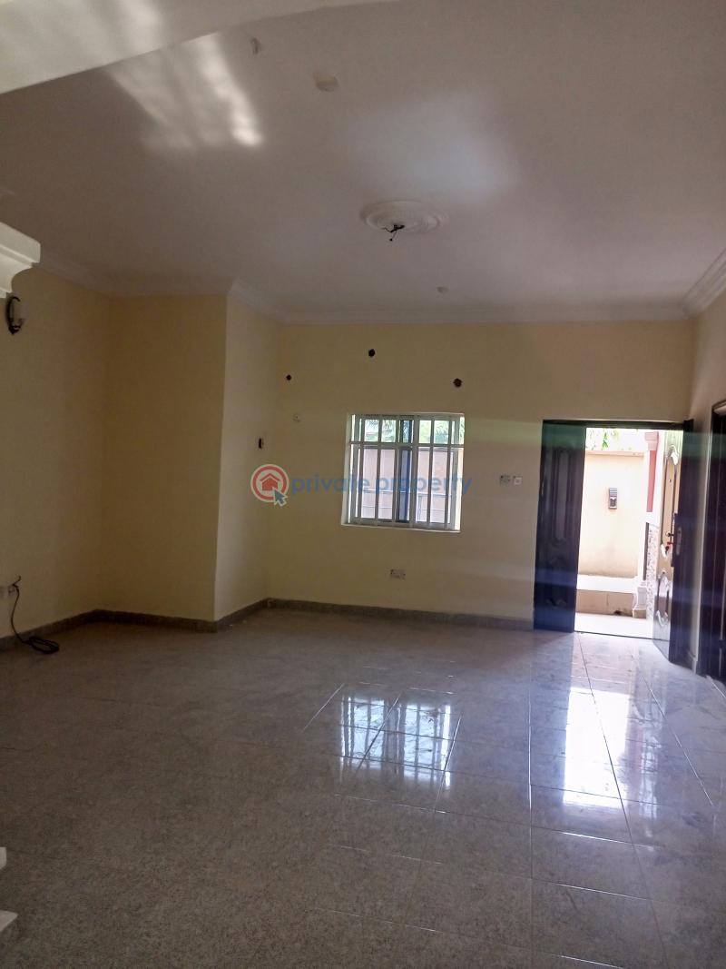 3 bedroom Flat & Apartment For Rent Tijani Salako Bucknor Estate Isolo Lagos - 7