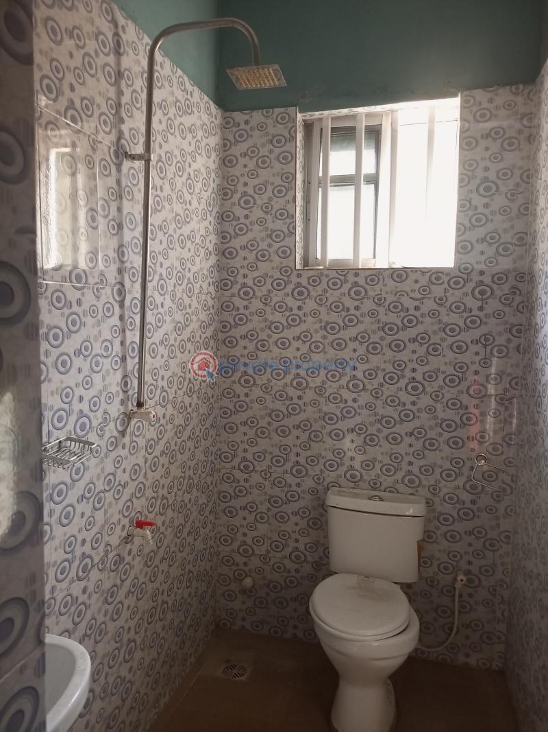 3 bedroom Flat & Apartment For Rent Tijani Salako Bucknor Estate Isolo Lagos - 6