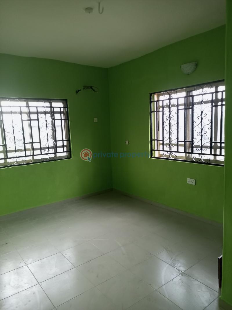 3 bedroom Flat & Apartment For Rent Transformer Bucknor Estate Isolo Lagos - 11