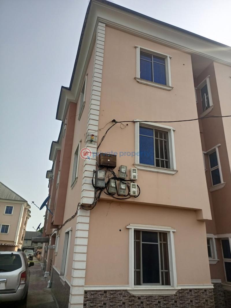 3 bedroom Flat & Apartment For Rent Tijani Salako Bucknor Estate Isolo Lagos - 13