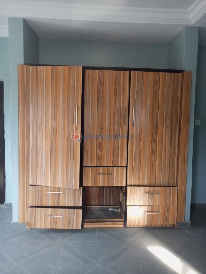 4 bedroom Flat & Apartment For Rent Transformer Bucknor Estate Isolo Lagos - 12