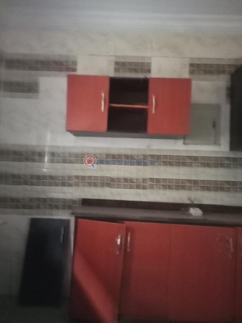 4 bedroom Flat & Apartment For Rent Transformer Bucknor Estate Isolo Lagos - 18