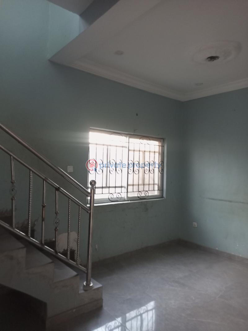 4 bedroom Flat & Apartment For Rent Transformer Bucknor Estate Isolo Lagos - 9