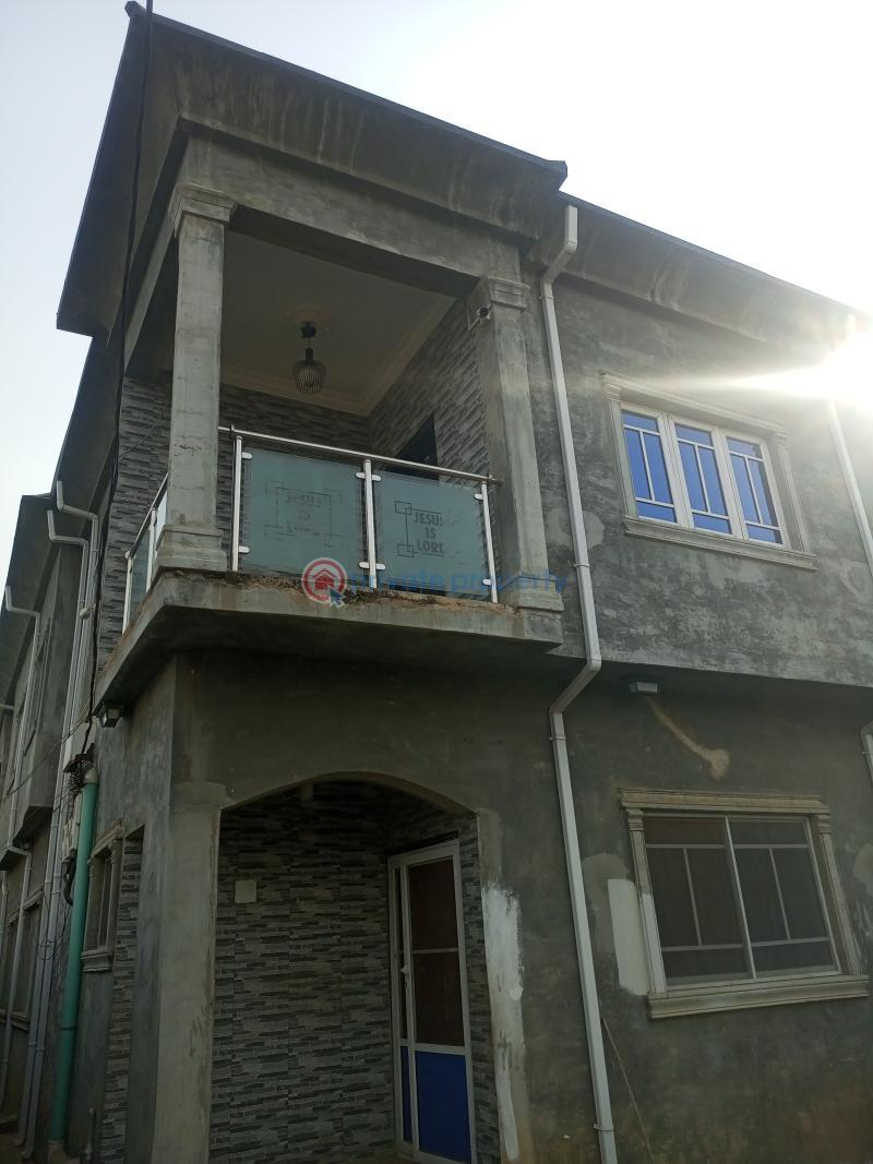 4 bedroom Flat & Apartment For Rent Transformer Bucknor Estate Isolo Lagos - 11