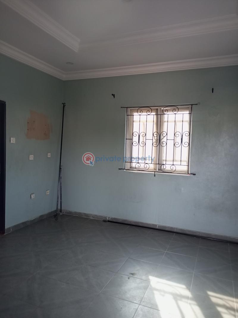 4 bedroom Flat & Apartment For Rent Transformer Bucknor Estate Isolo Lagos - 7