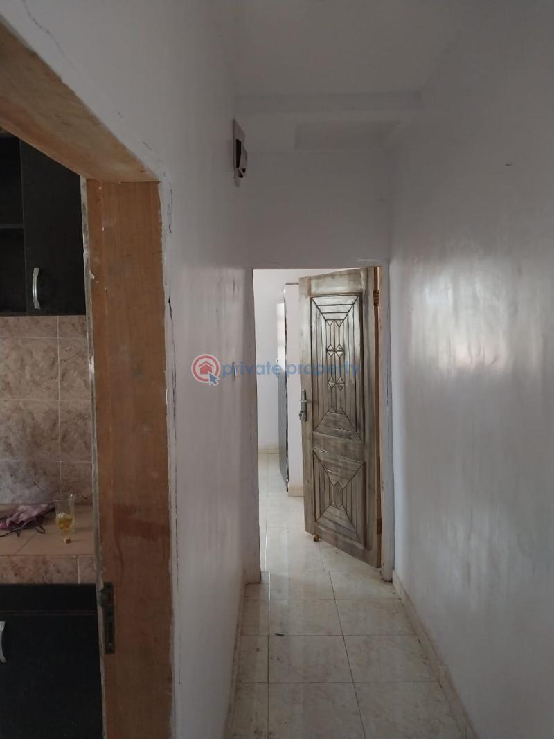 1 bedroom Flat & Apartment For Rent Ikola Command Ipaja Lagos - 10