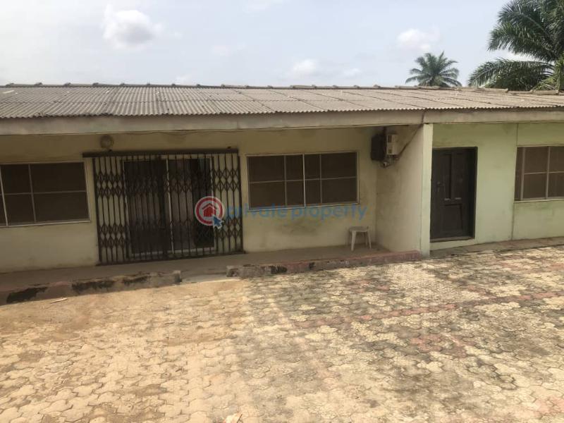 House For Sale Aoluyole Industrial Estate Main Road Along Mtn Office Waletosh Ibadan Oyo - 0