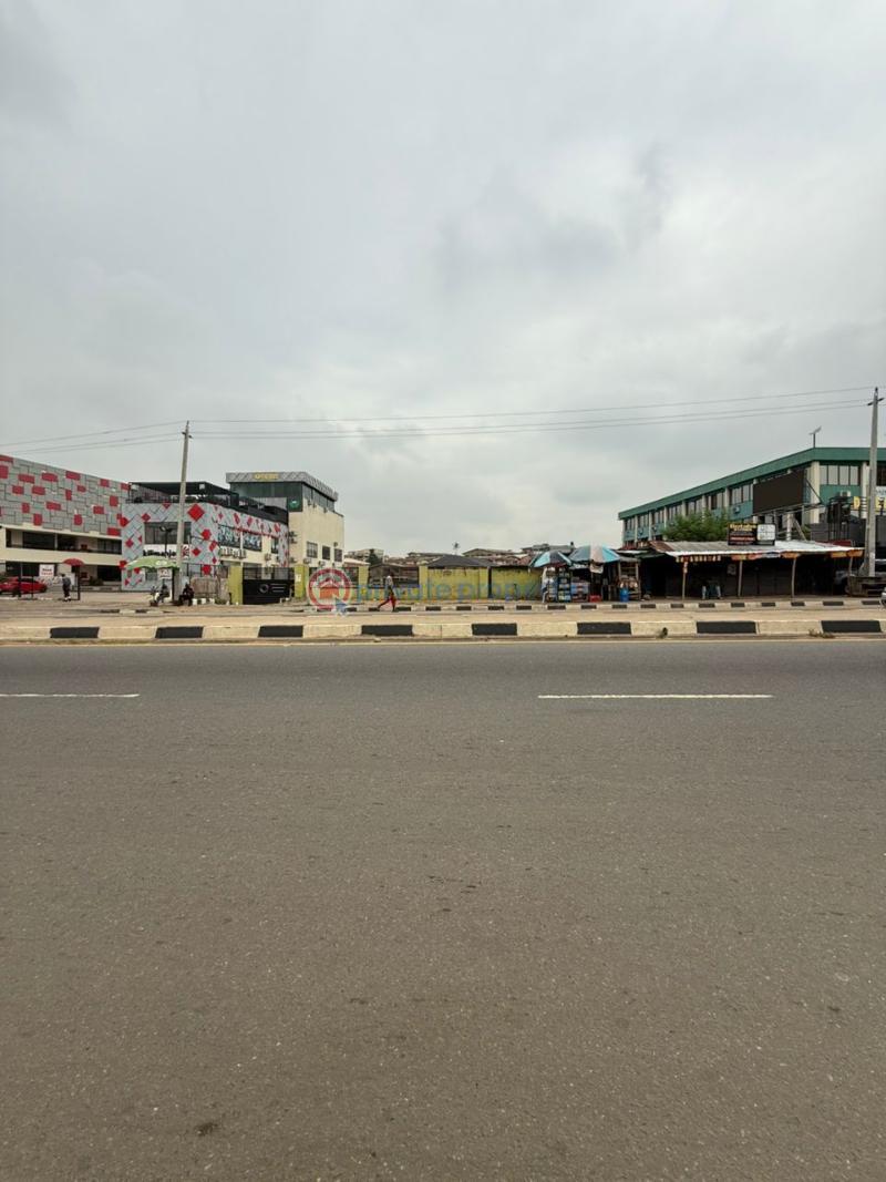 Commercial Land For Sale Beside Sunrise Mall, Ring Road Ibadan Oyo - 0