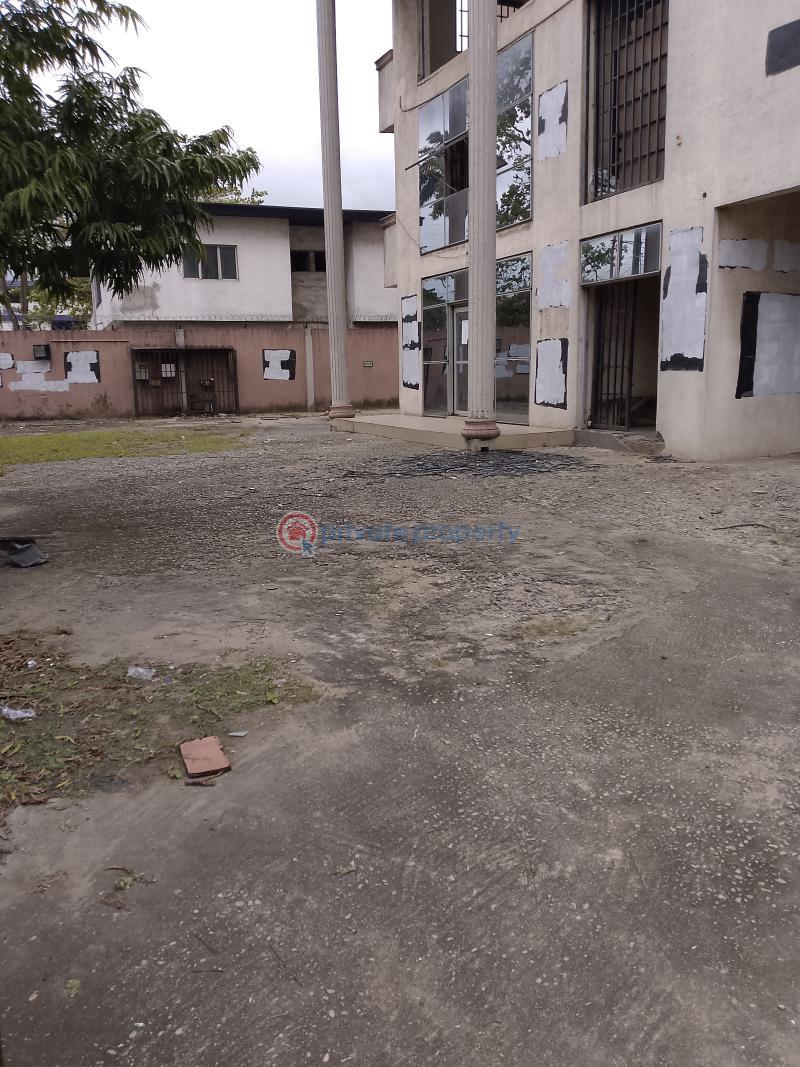 Commercial property for sale - 3 10 bedroom Commercial Property For Sale Adeniyi Jones Ikeja Lagos - 3