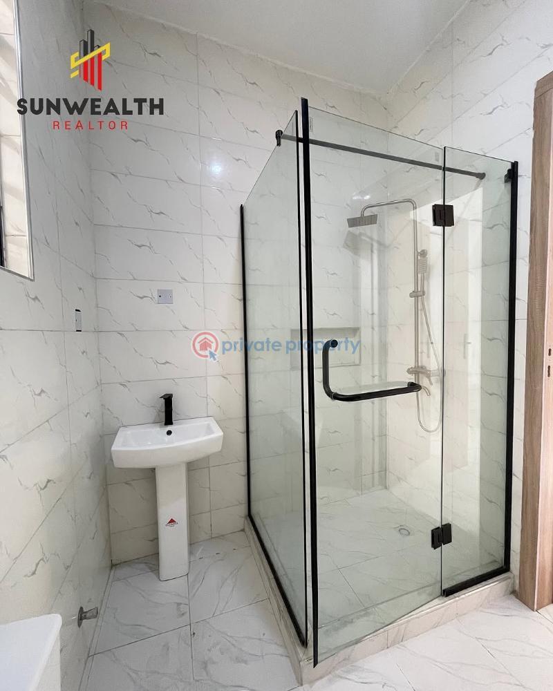 5 bedroom Detached Duplex For Sale Along Lekki Expressway Lagos - 15