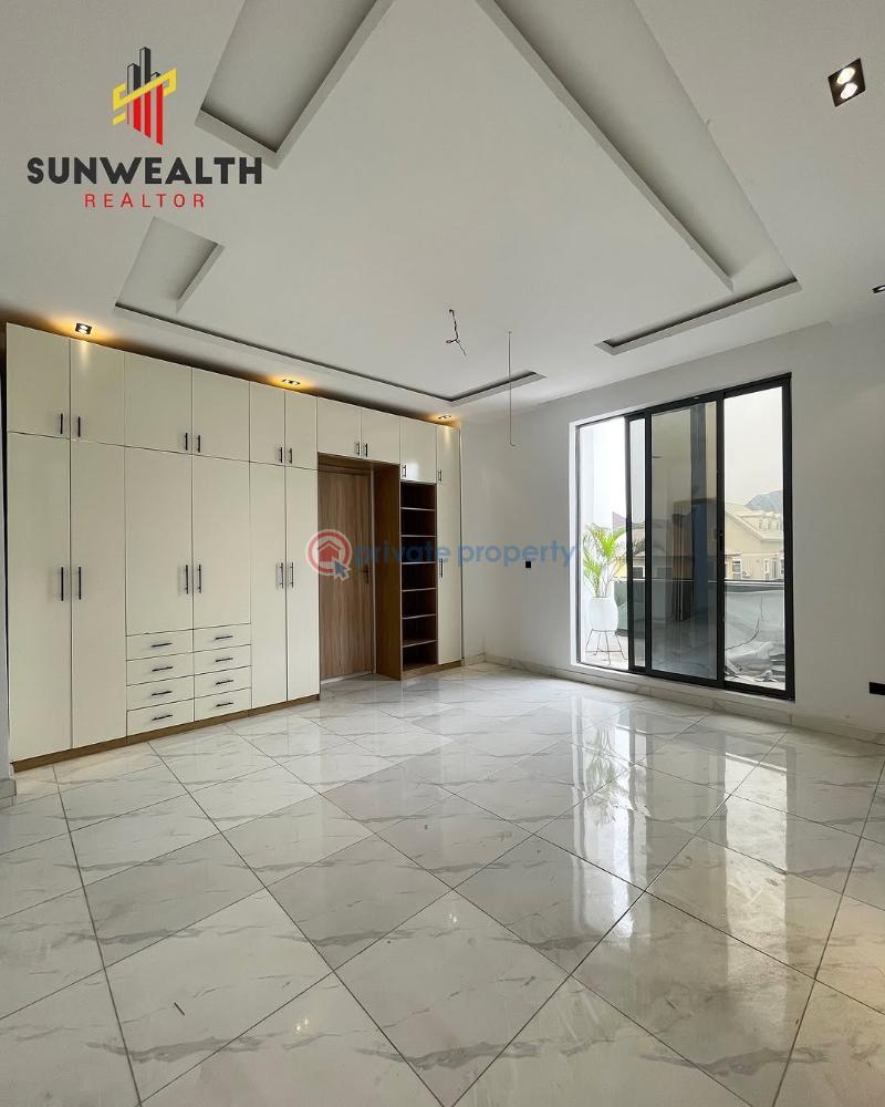 5 bedroom Detached Duplex For Sale Along Lekki Expressway Lagos - 10