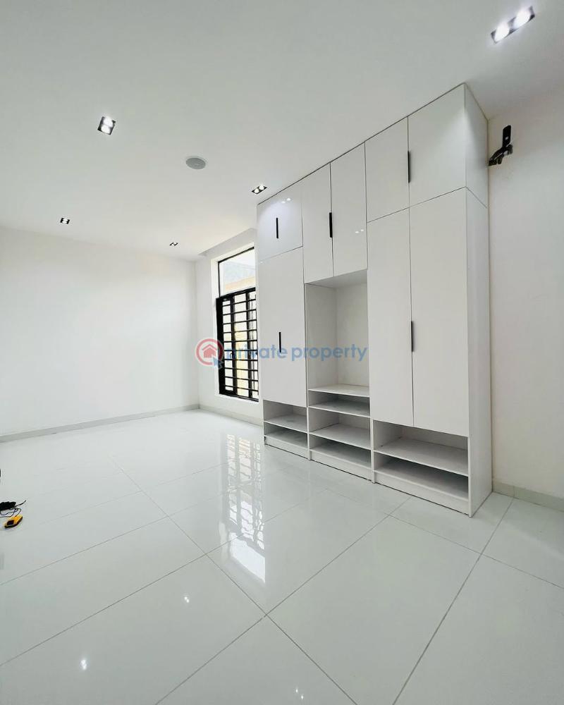 5 bedroom Detached Duplex For Sale Ikota Lekki Lagos - 14